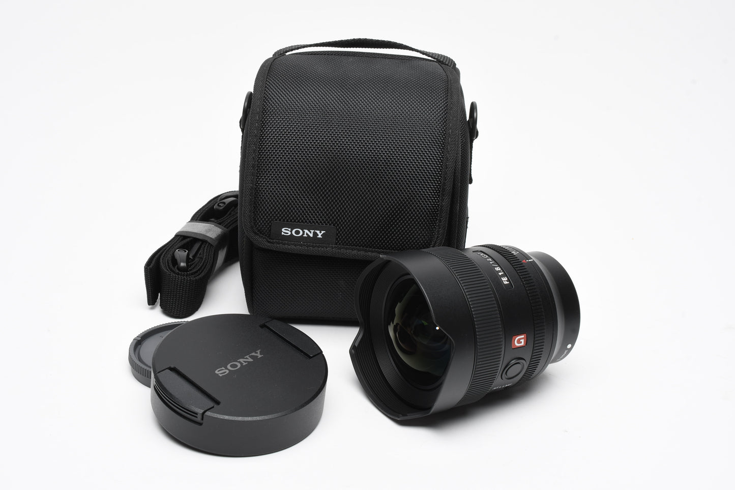 Sony FE 14mm f1.8 GM Lens SEL14F18GM, case, Mint, USA