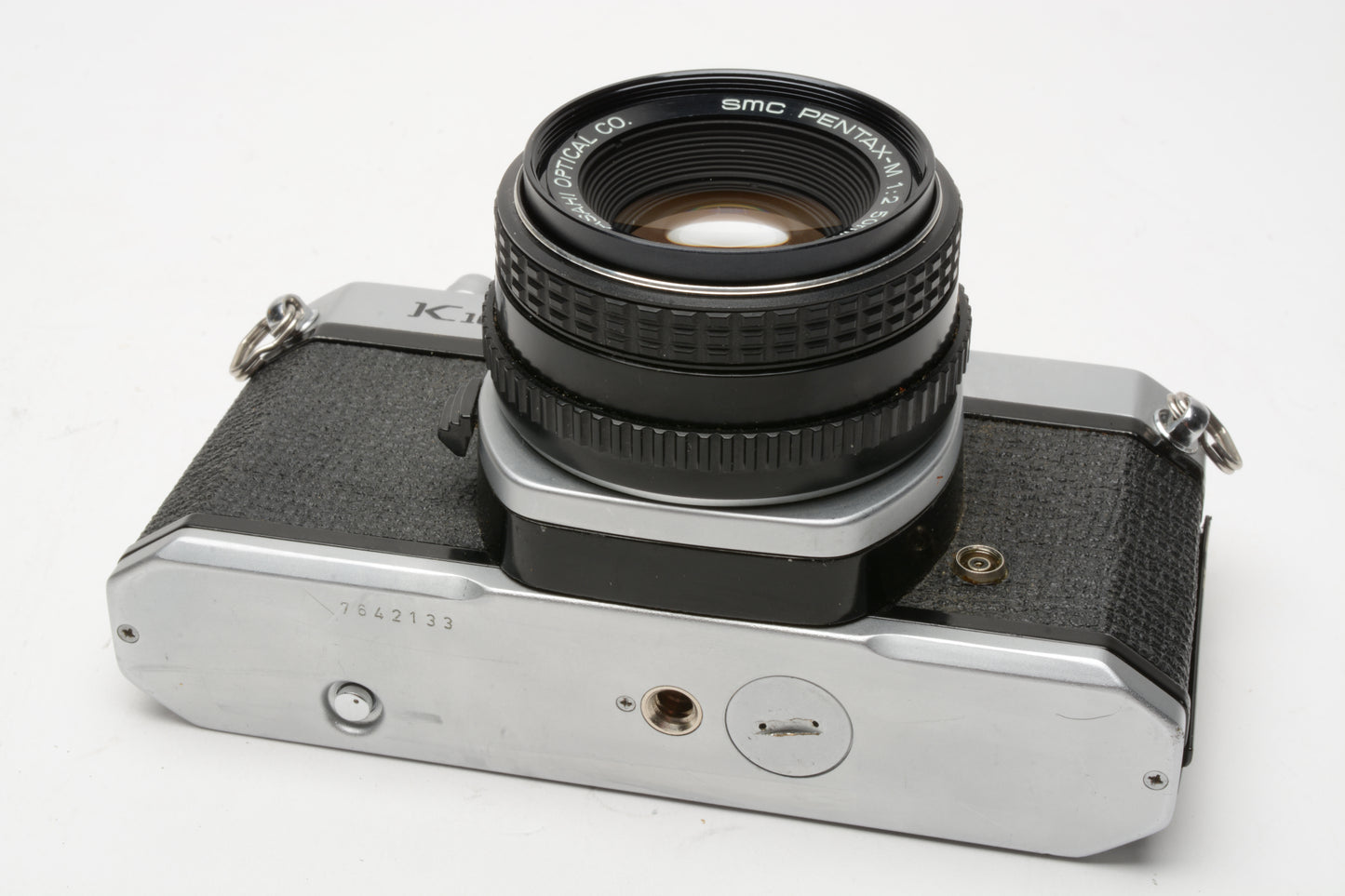 Pentax K1000 35mm SLR w/50mm f2 lens, New seals, strap, Nice!!