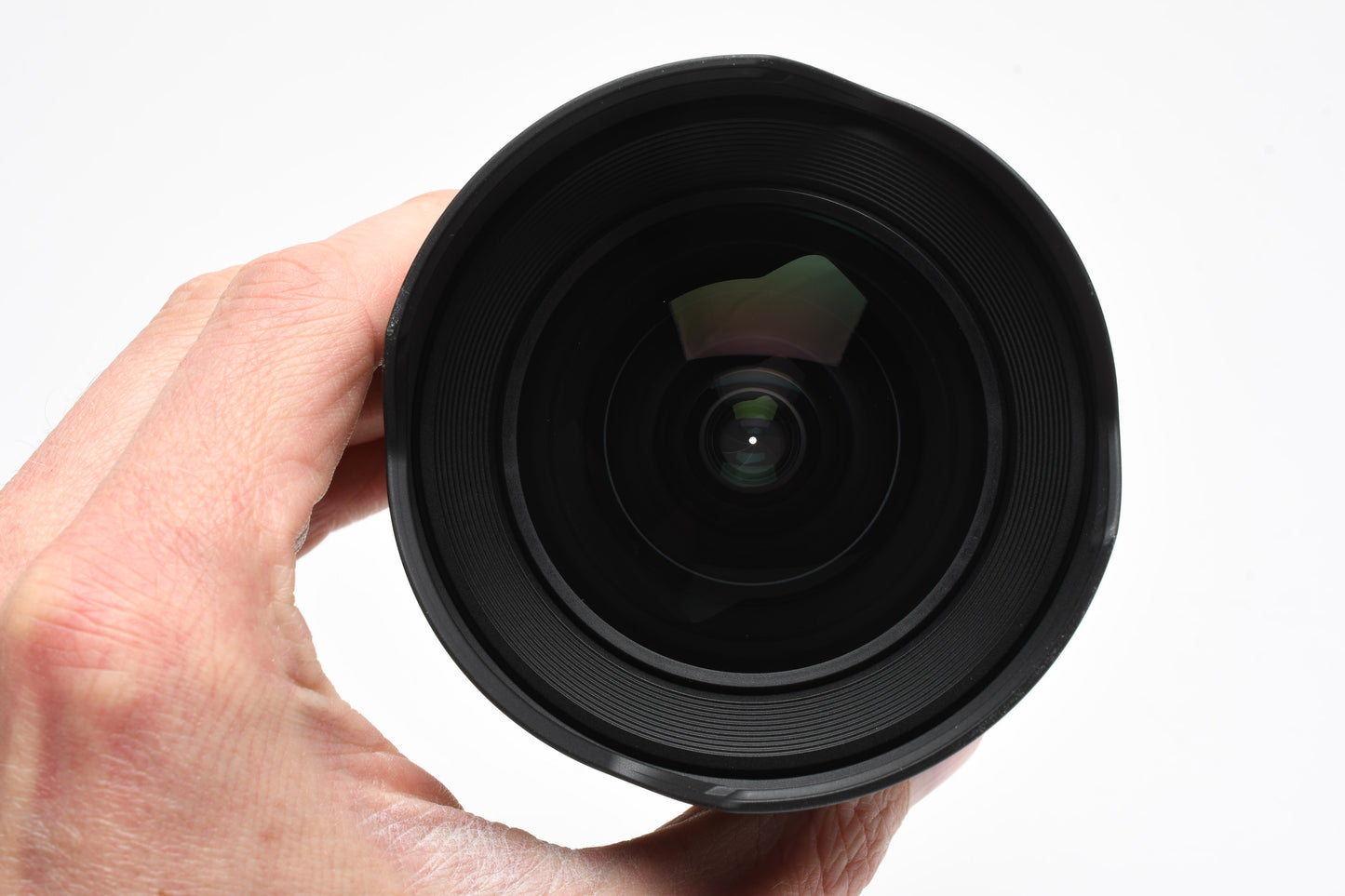 Sony FE 14mm f1.8 GM Lens SEL14F18GM, case, Mint, USA