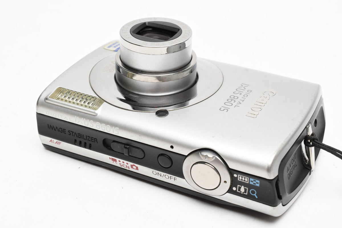 Canon IXUS 860 IS 8MP Digital Point&Shoot w/2X batts+charger+case++