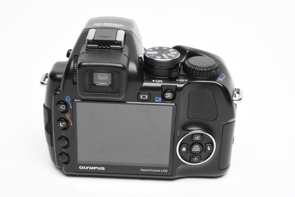 Olympus SP-570UZ 10MP Digital Point&Shoot camera w/20x Optical Zoom, Great!