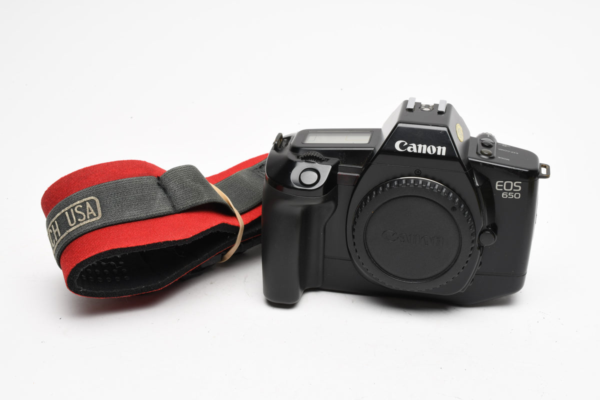 Canon EOS 650 35mm SLR Body, tested, very clean, Great! w/Neo Strap