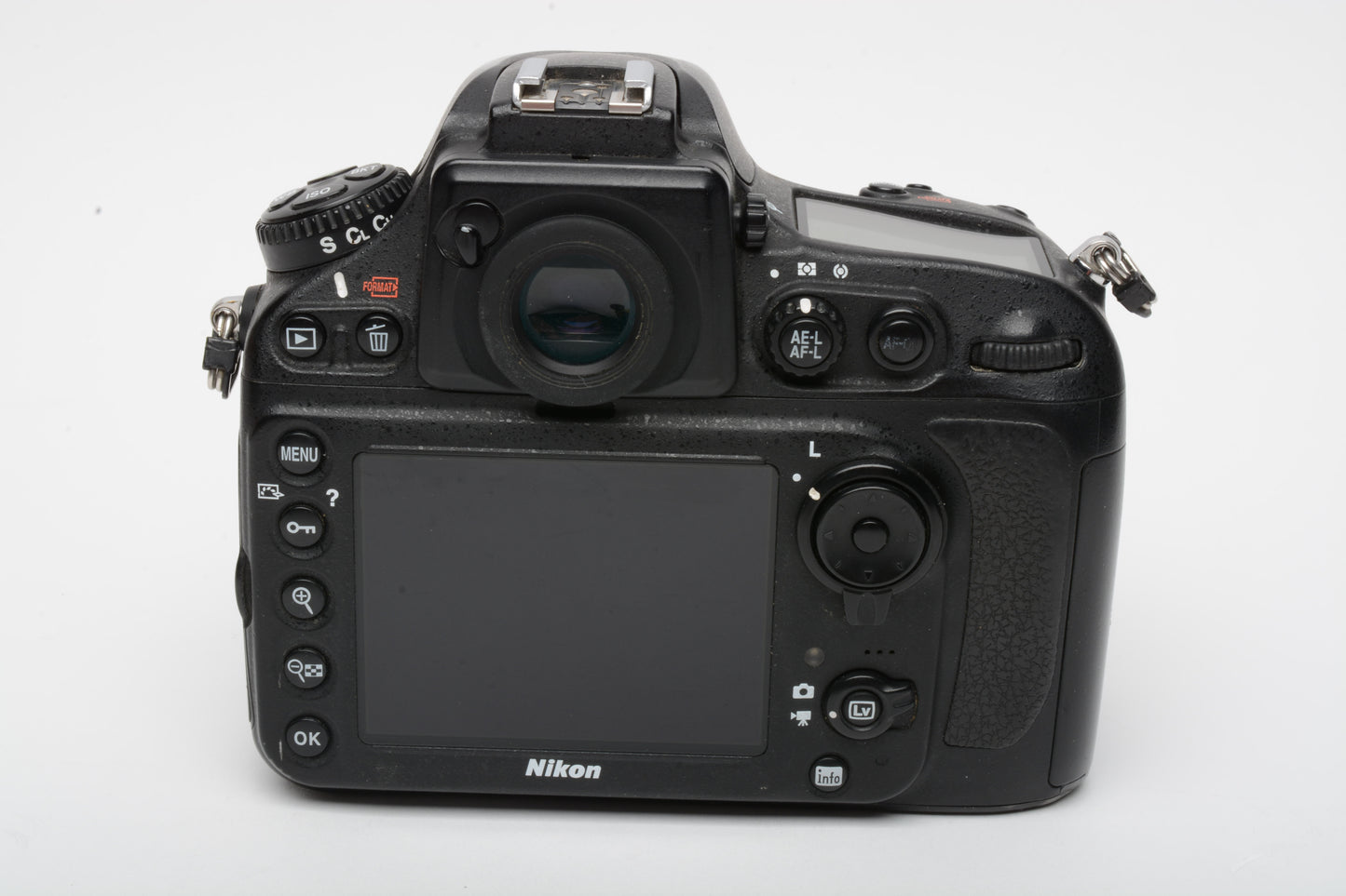 Nikon D800 DSLR body, USA version, batt+charger+strap 105K Acts