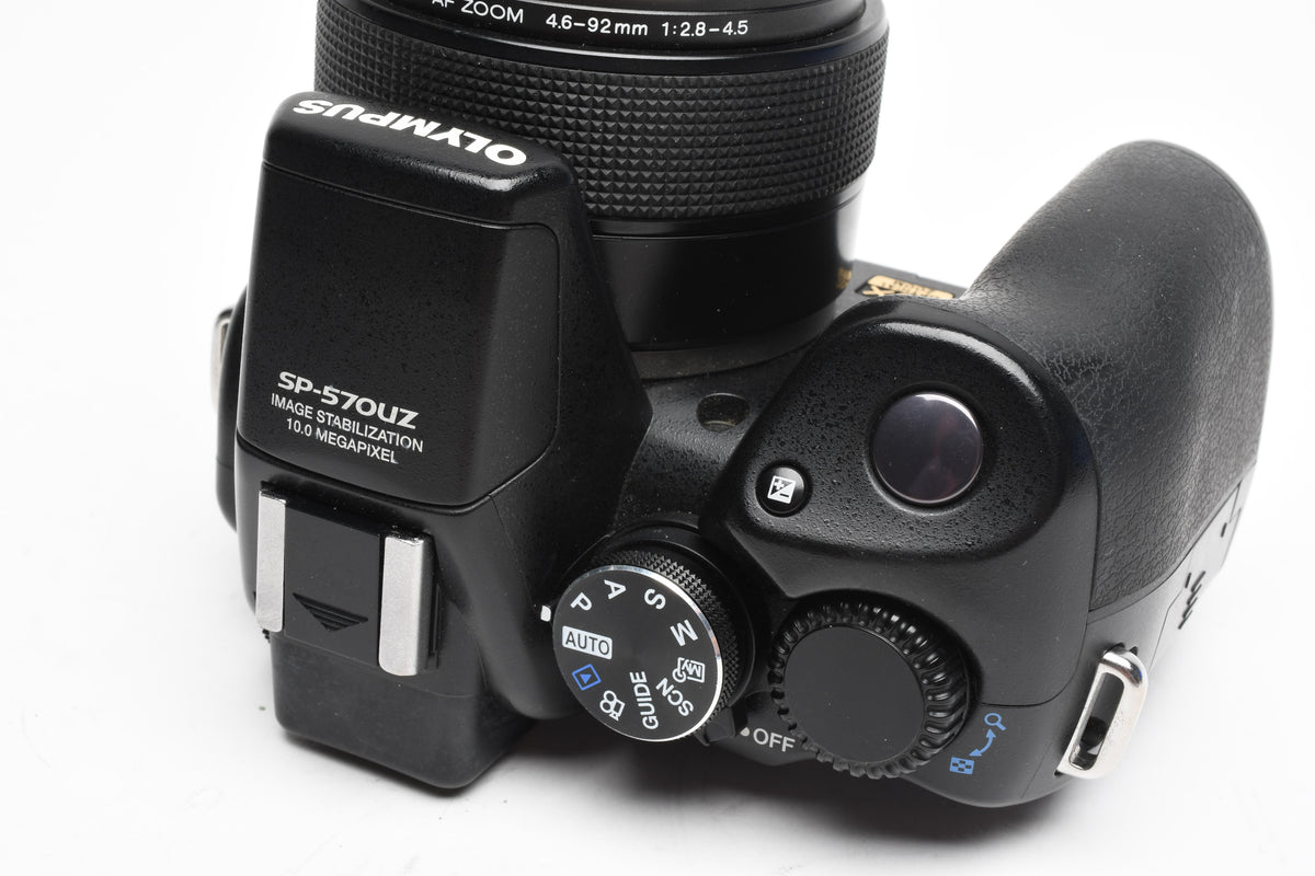 Olympus SP-570UZ 10MP Digital Point&Shoot camera w/20x Optical Zoom, Great!