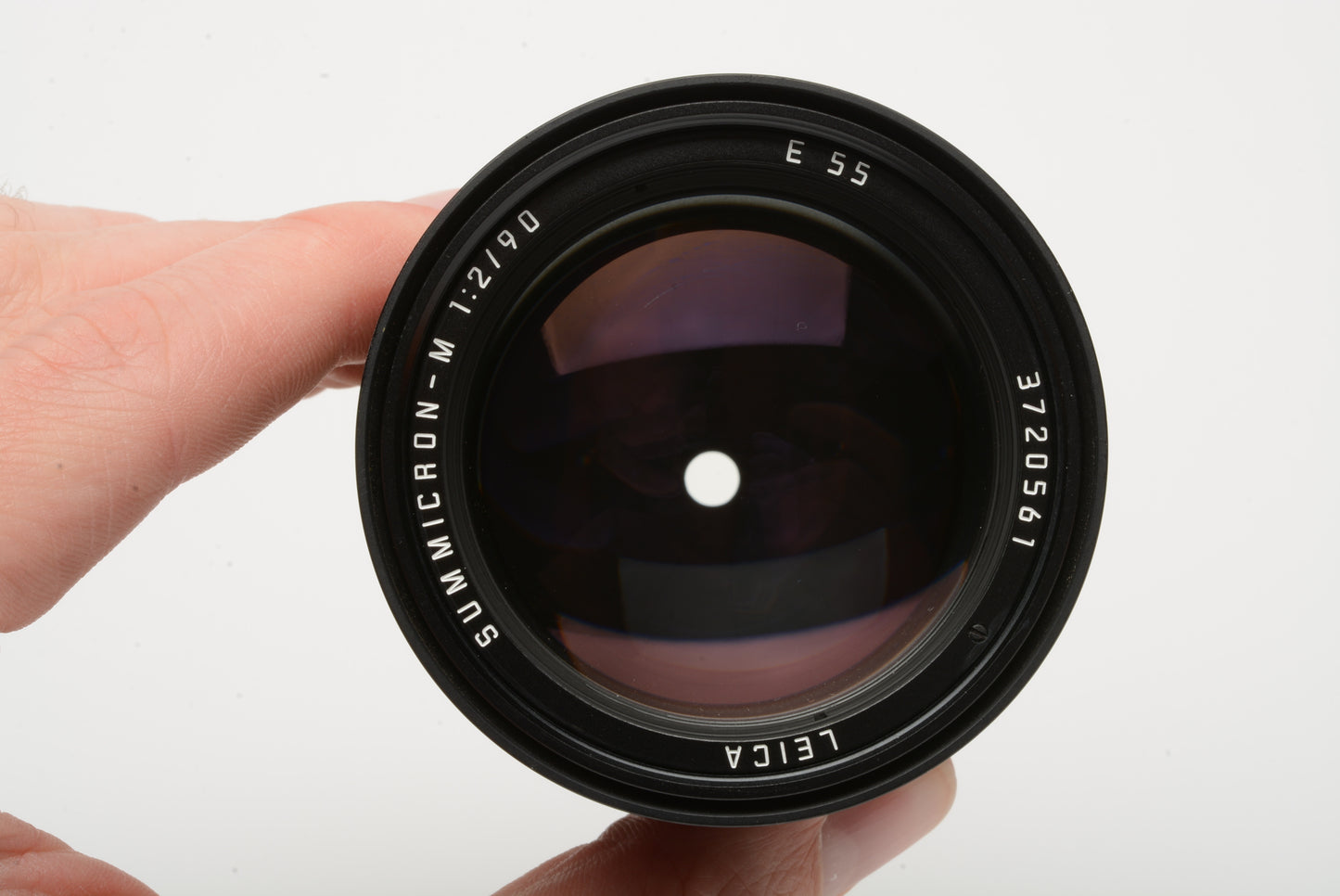 Leica Summicon-M 90mm F2 lens, case+caps+UV, very clean and sharp E55