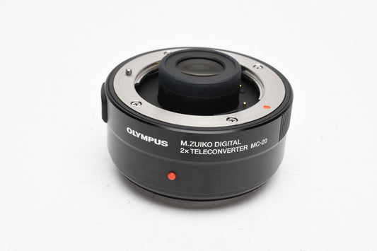 OM System Olympus M.Zuiko Digital MC-20 2X Teleconverter Mint