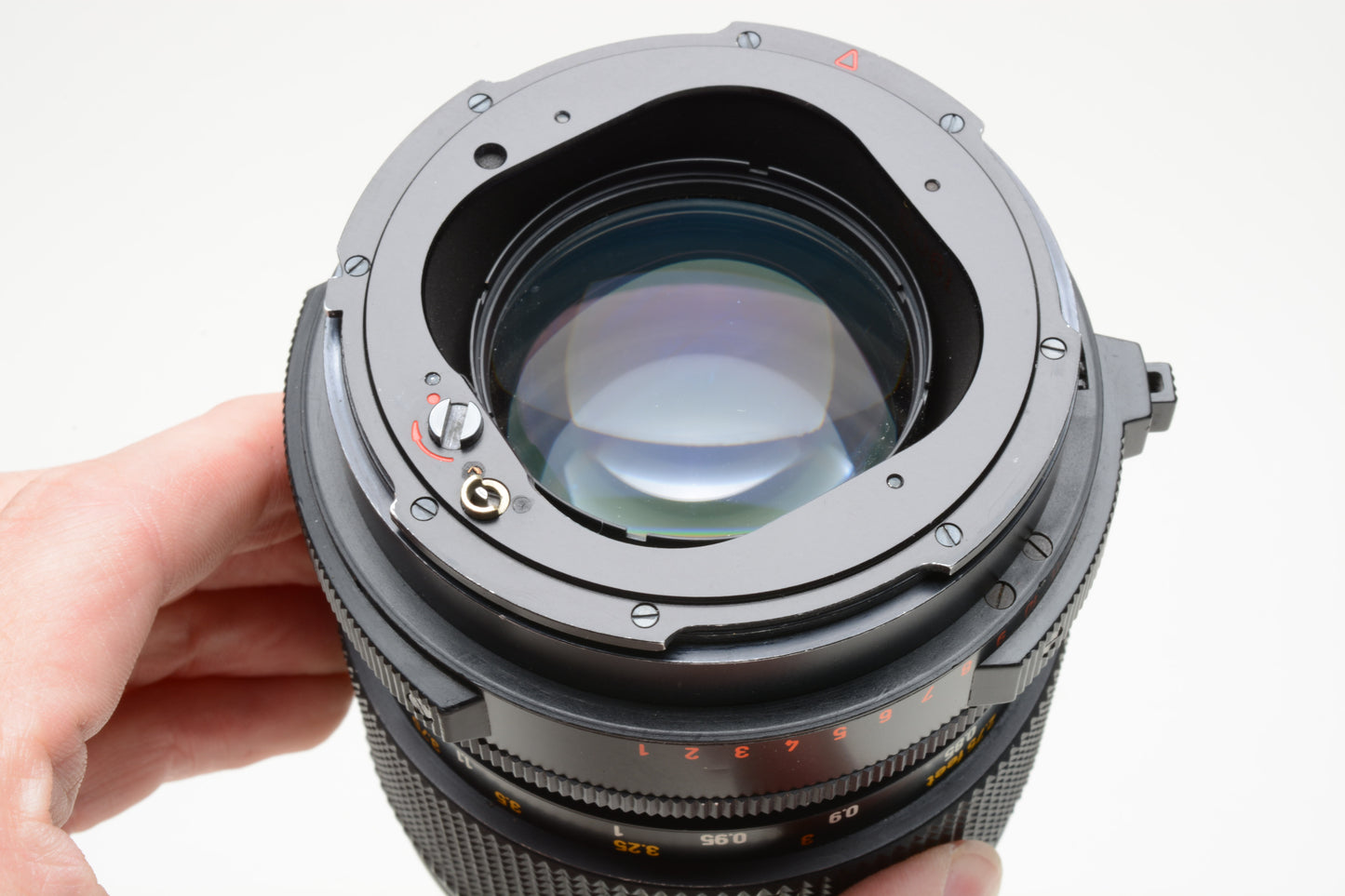 Hasselblad Planar T* 110mm f2 lens, hood + UV + Rear cap, Sharp!