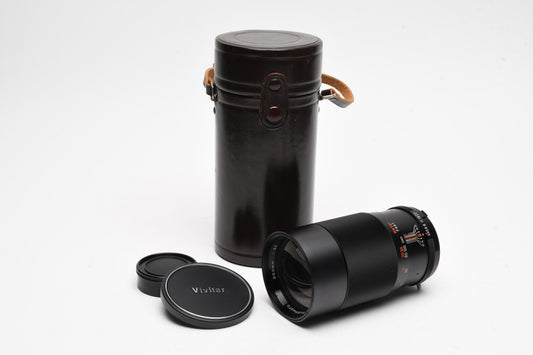 Vivitar 200mm f3.5 telephoto lens M42 mount, Mint-, nice glass, caps + case