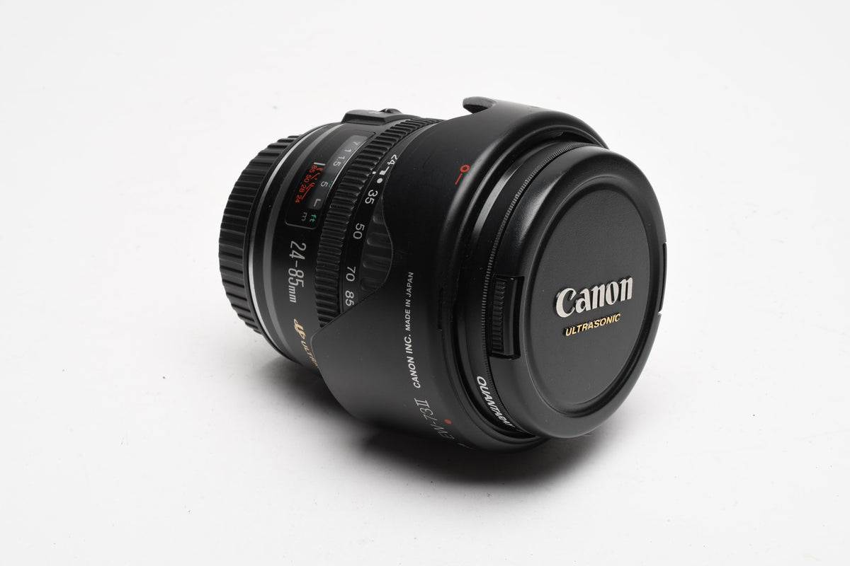 Canon EF 24-85mm f3.5-4.5 USM  compact zoom lens, caps, UV, Hood, Great!
