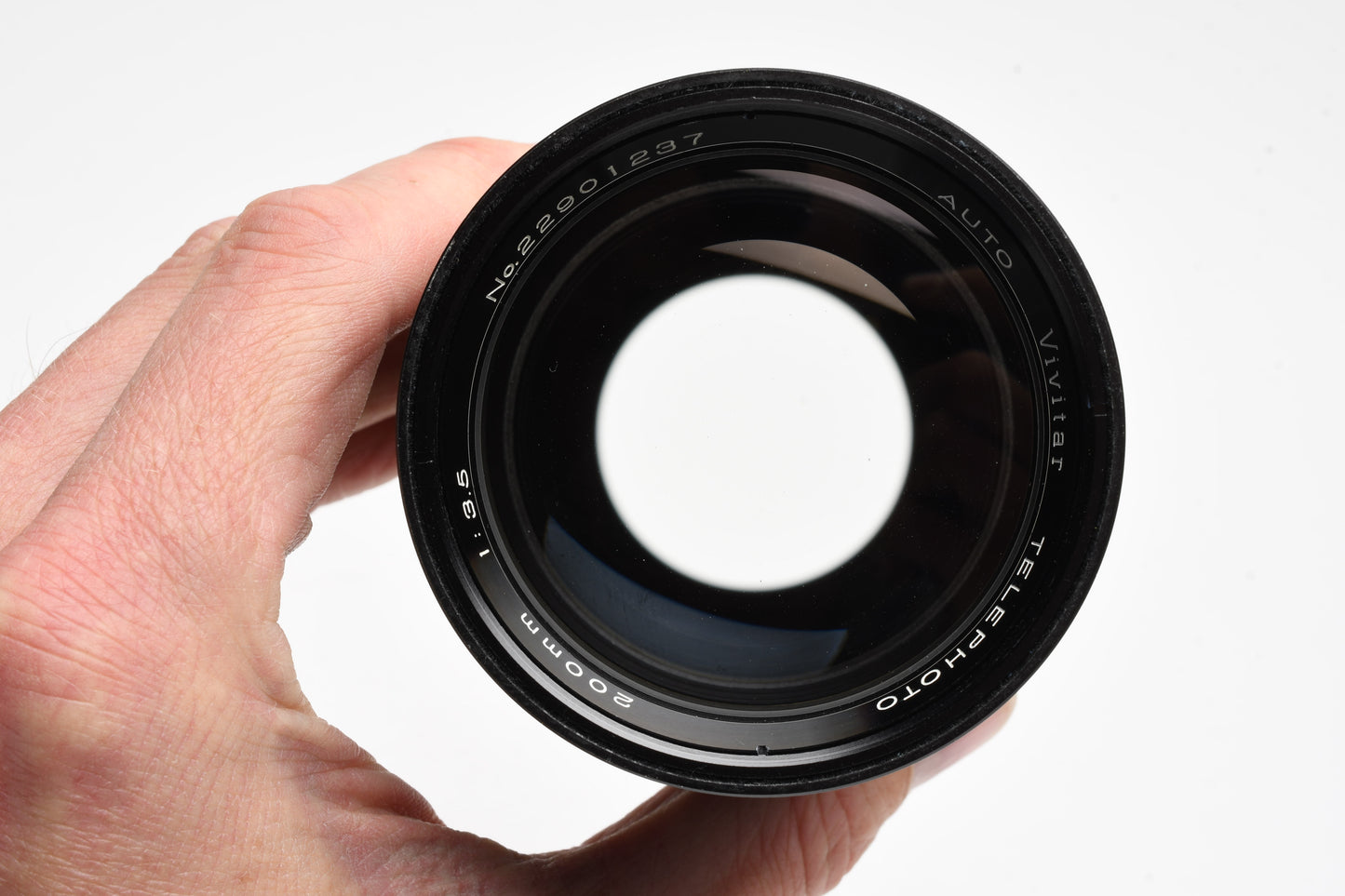 Vivitar 200mm f3.5 telephoto lens M42 mount, Mint-, nice glass, caps + case