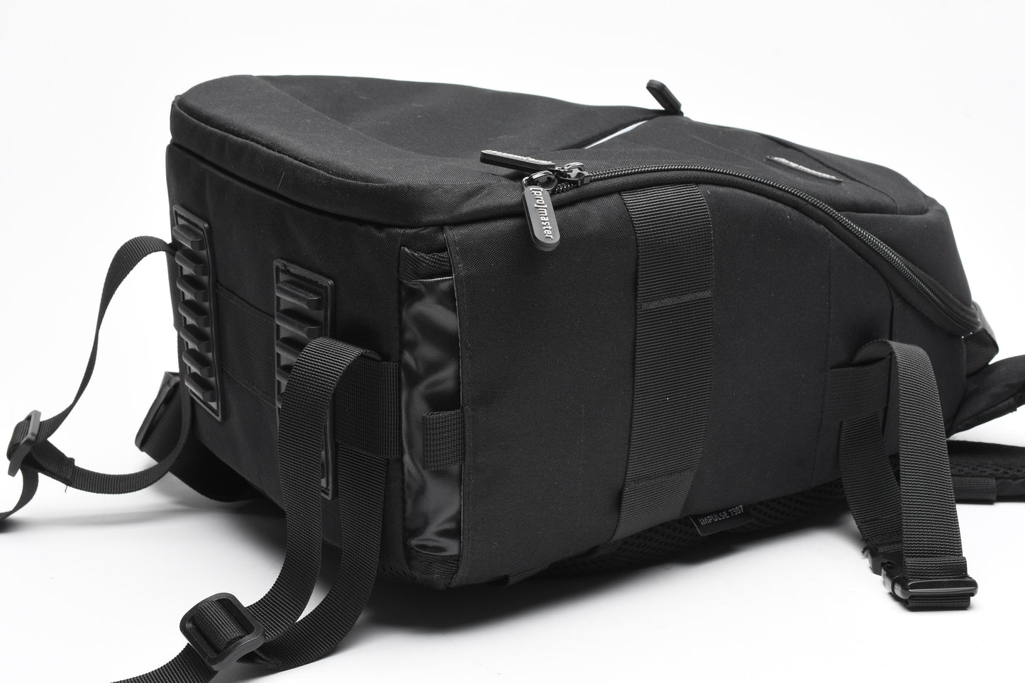Promaster Impulse 7307 Sling camera bag, Very clean