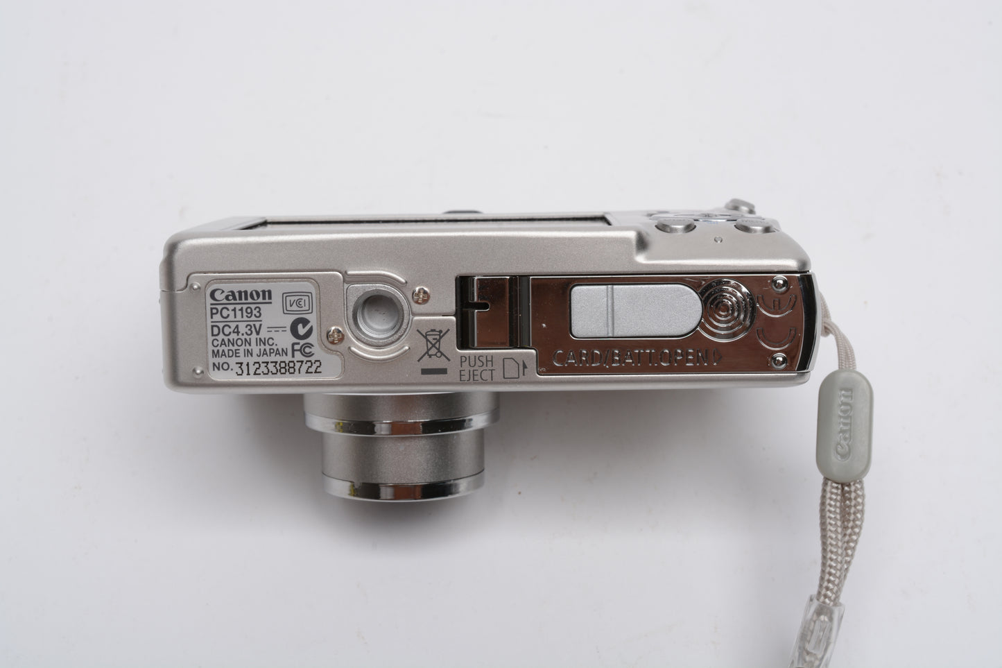 Canon PowerShot SD600 6MP Digital Point&Shoot w/batt+charger+SD Boxed