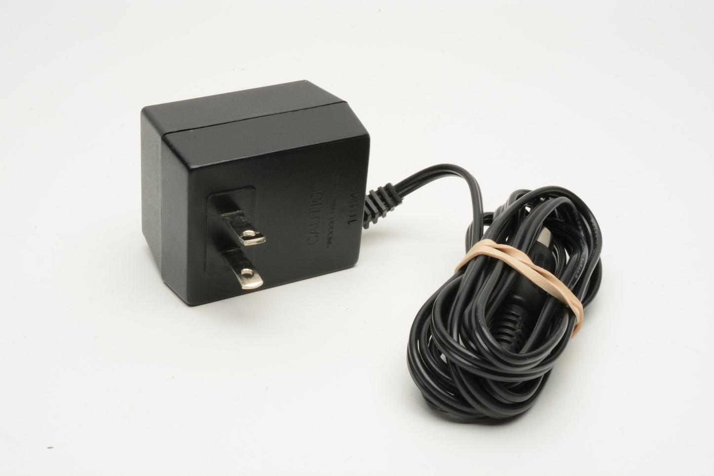 Quantum QT-40 DV-1250 AC adapter for Quantum Turbo battery