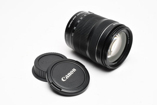 Canon EFS 18-135mm f3.5-5.6 IS STM zoom lens, caps, *Read