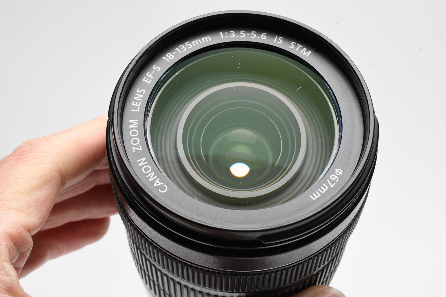 Canon EFS 18-135mm f3.5-5.6 IS STM zoom lens, caps, *Read
