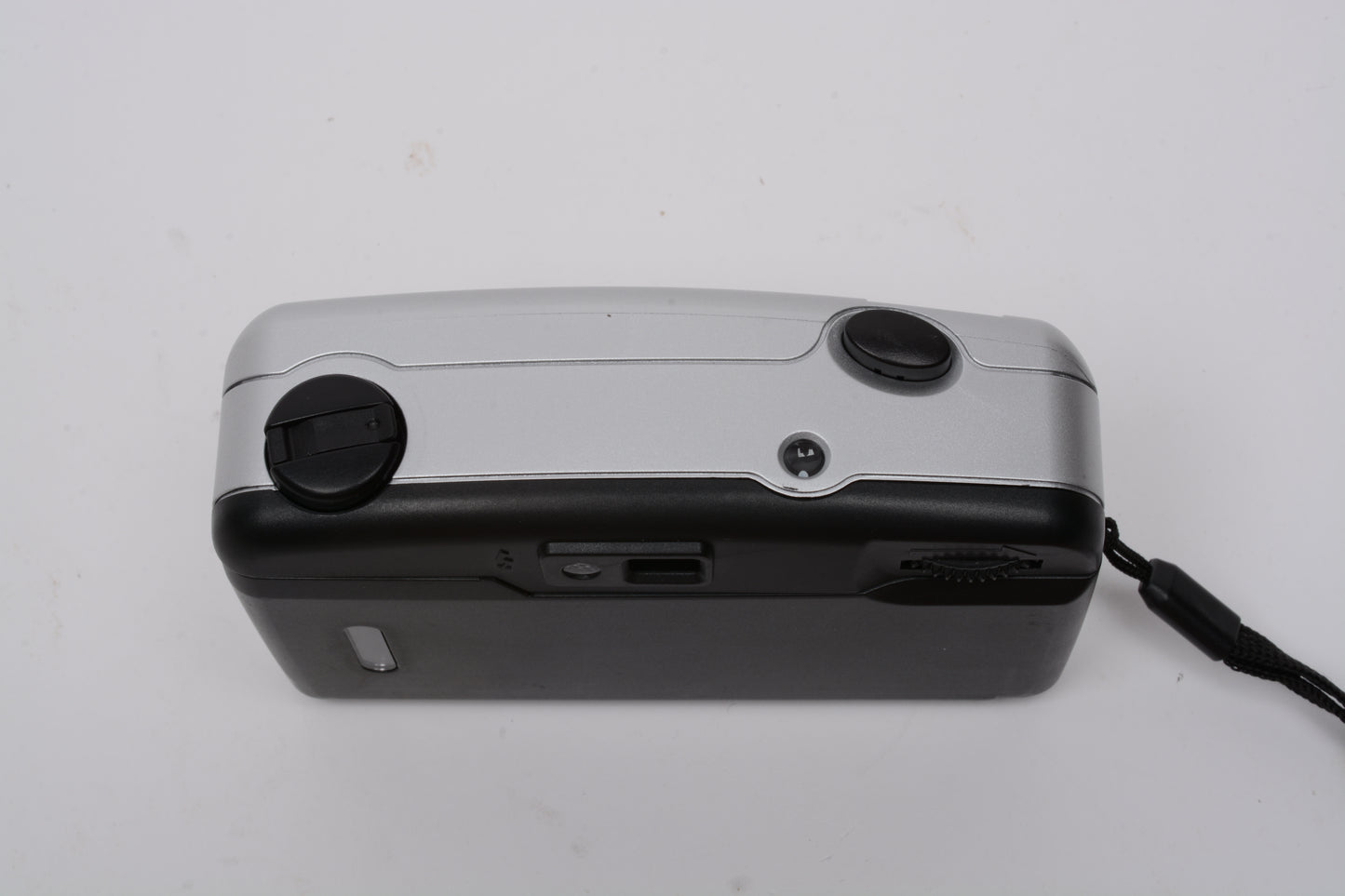 Vivitar 35mm Point&Shoot Focus Free camera, Tested