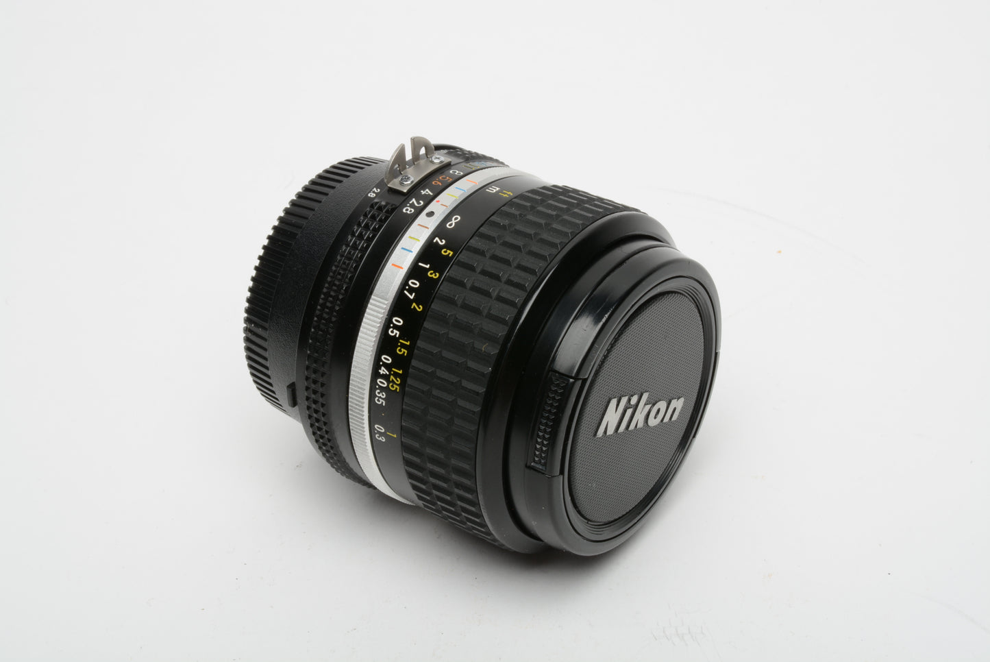 Nikon Nikkor 24mm f2.8 AIS wide angle lens, very clean and sharp!