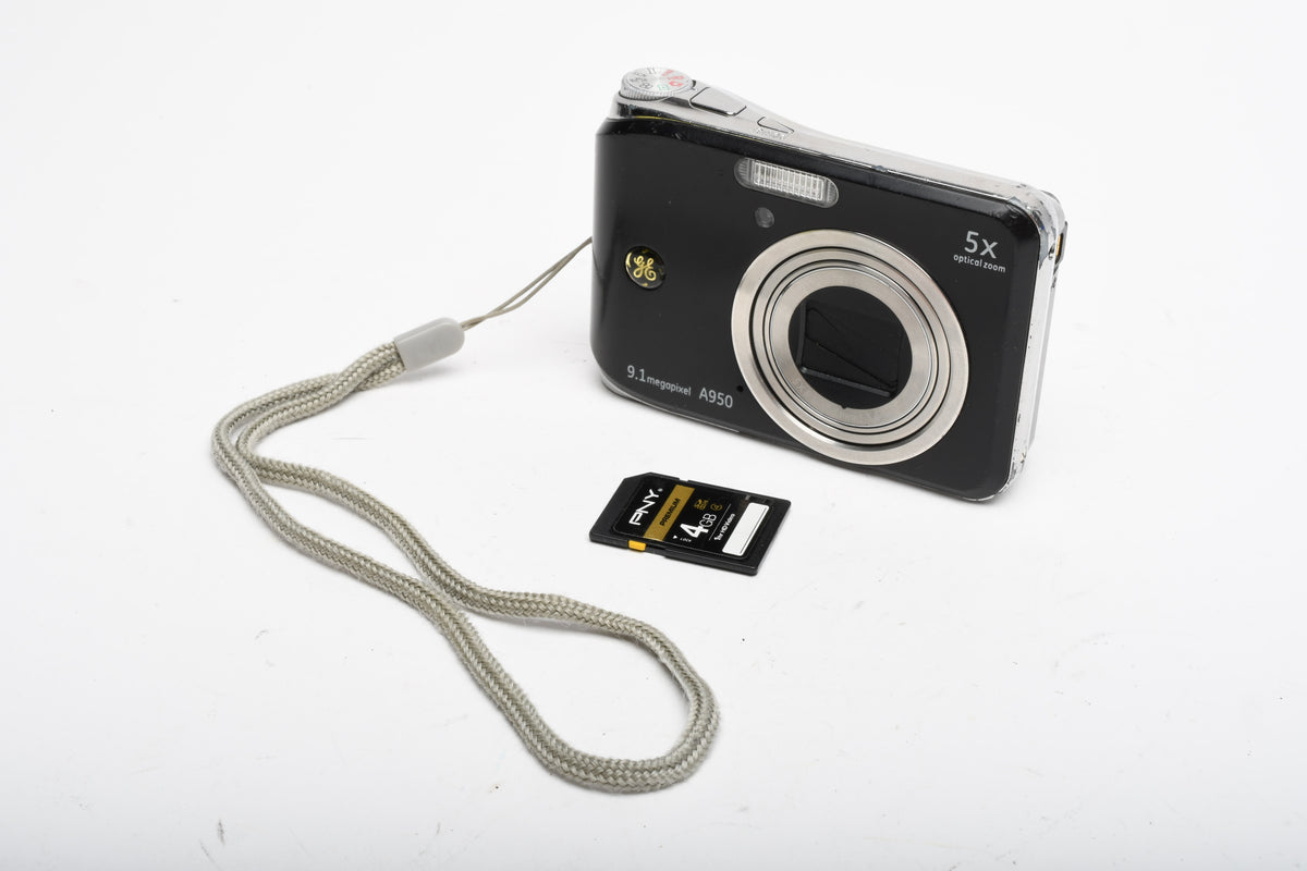 GE A950 9.1 MP Digital Point&Shoot w/ 5X optical Zoom, 4GB SD, Good