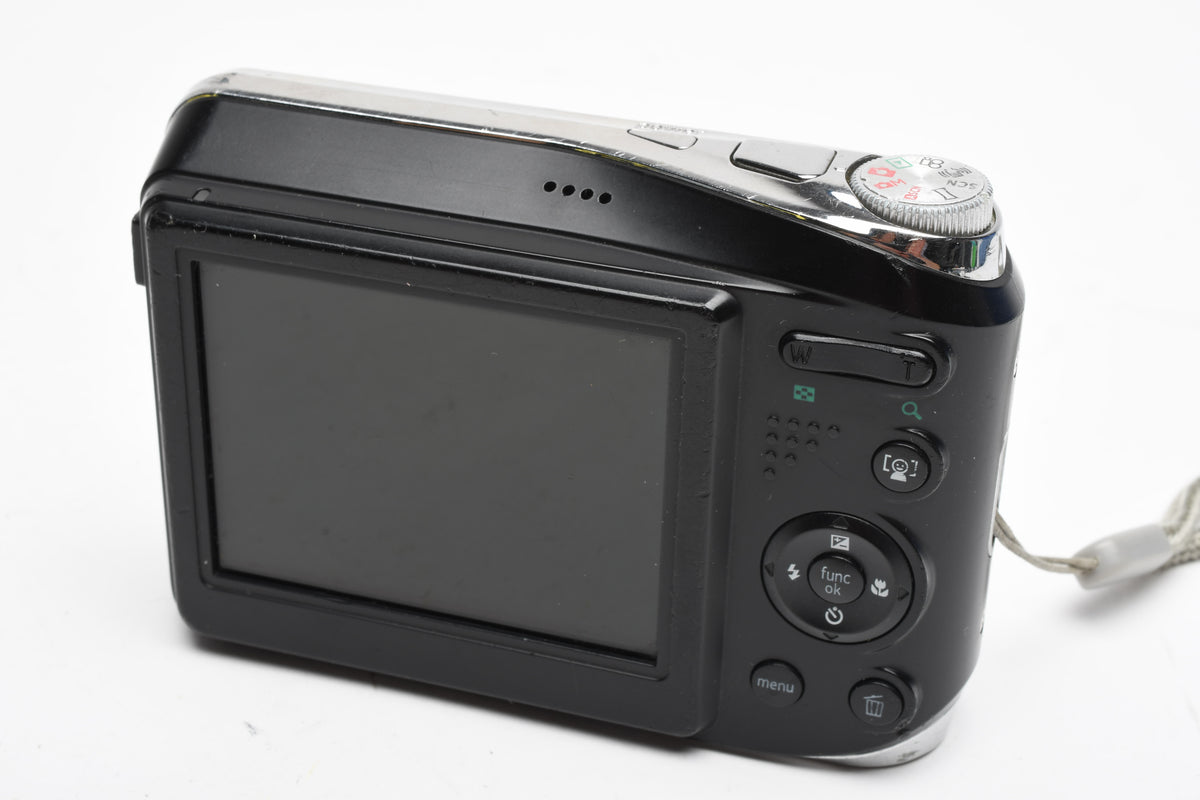 GE A950 9.1 MP Digital Point&Shoot w/ 5X optical Zoom, 4GB SD, Good