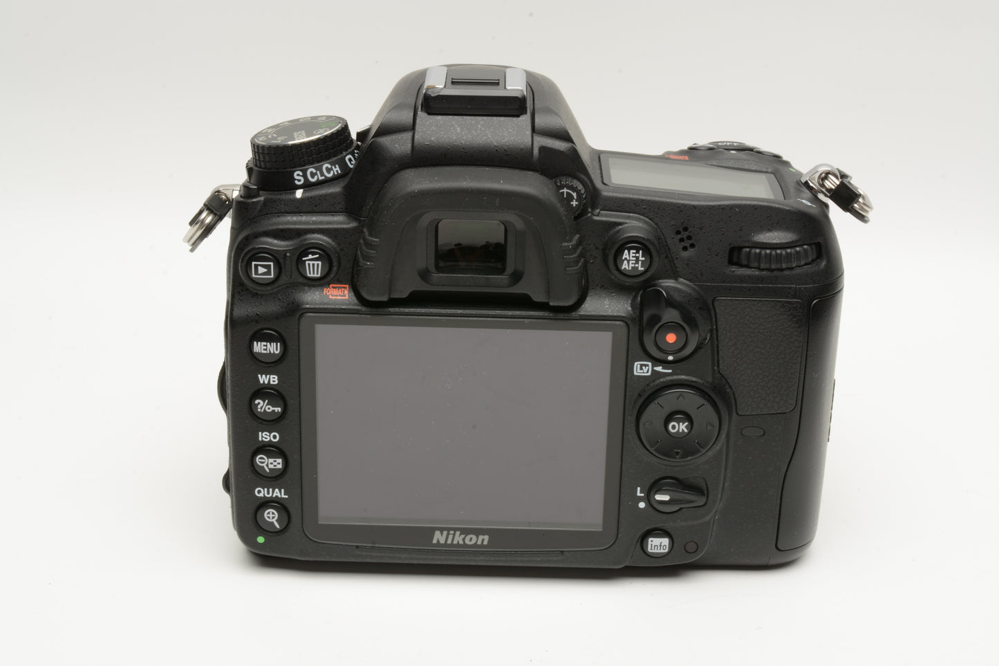 Nikon D7000 16.2MP DSLR, batt, charger, Only 6316 Acts! Very clean, light use