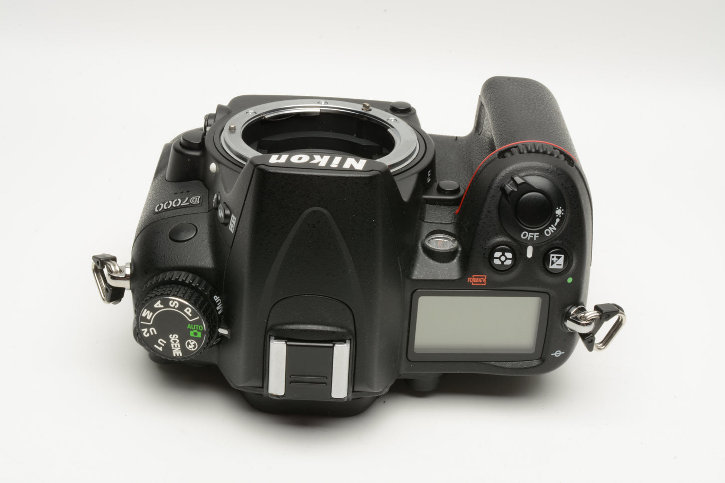 Nikon D7000 16.2MP DSLR, batt, charger, Only 6316 Acts! Very clean, light use