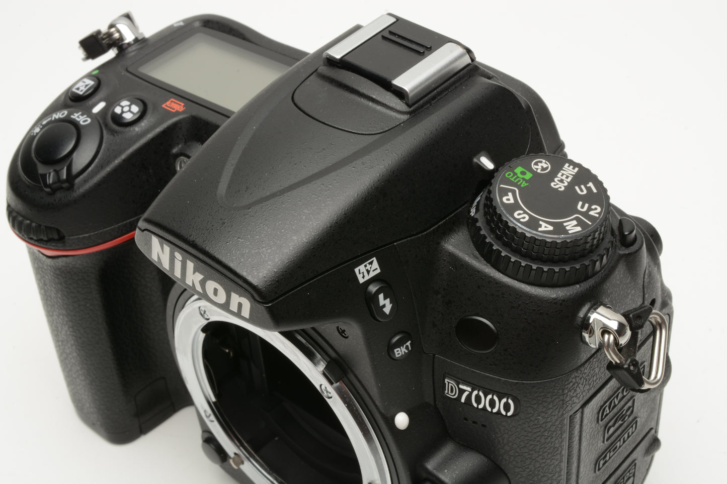 Nikon D7000 16.2MP DSLR, batt, charger, Only 6316 Acts! Very clean, light use