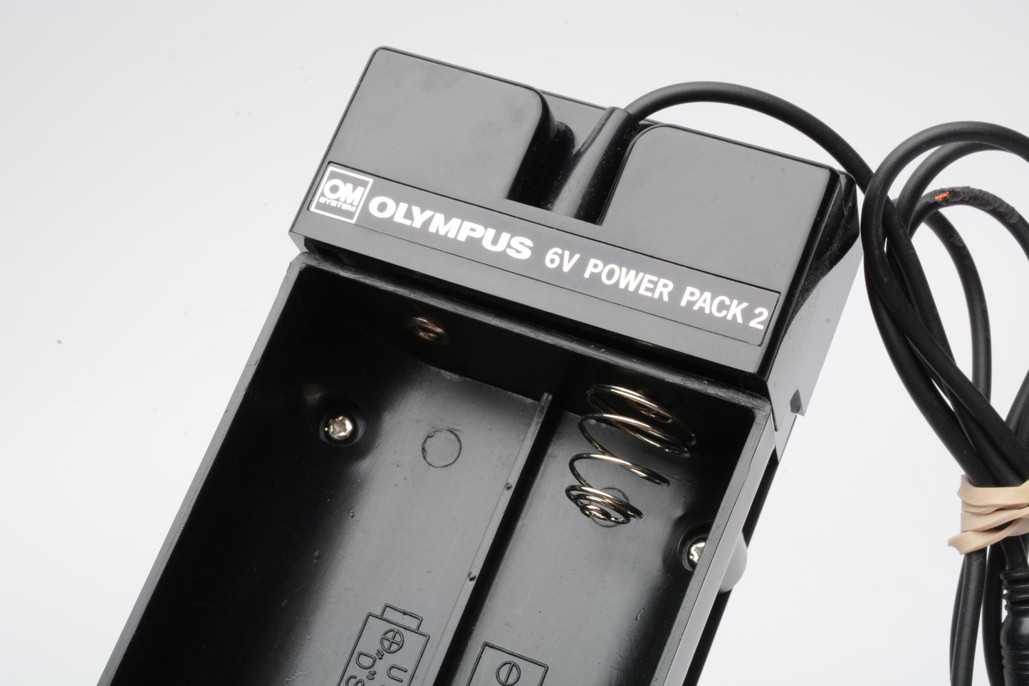 Olympus 6V Powerpack 2 in case