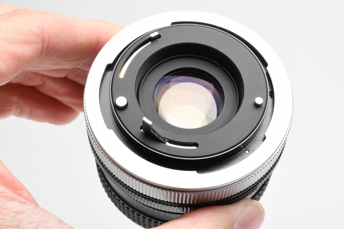 Kiron 28mm f2.8 wide lens for Canon FD Mount lens, Case, UV, Great!