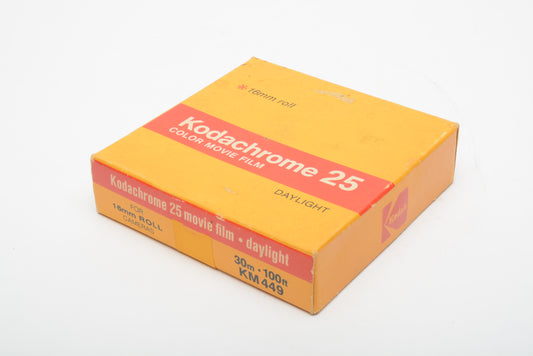 Kodachrome 25ASA Daylight 16mm Movie film 100ft KM449 Expired 03/1977