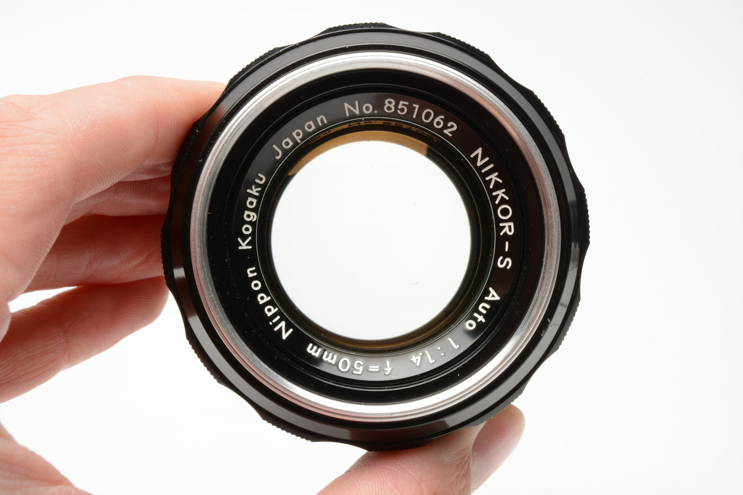 Nikon Nikkor-S 50mm f1.4 Non-AI Prime lens, caps, sharp! Nice