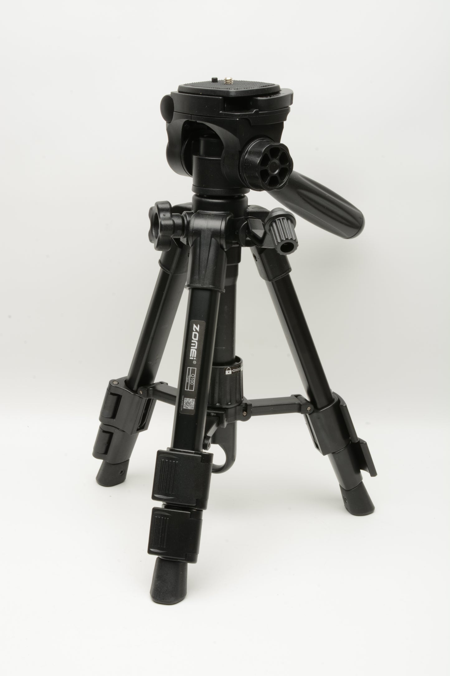 Zomei Q100 Mini travel tabletop tripod in case, Very clean, Great!