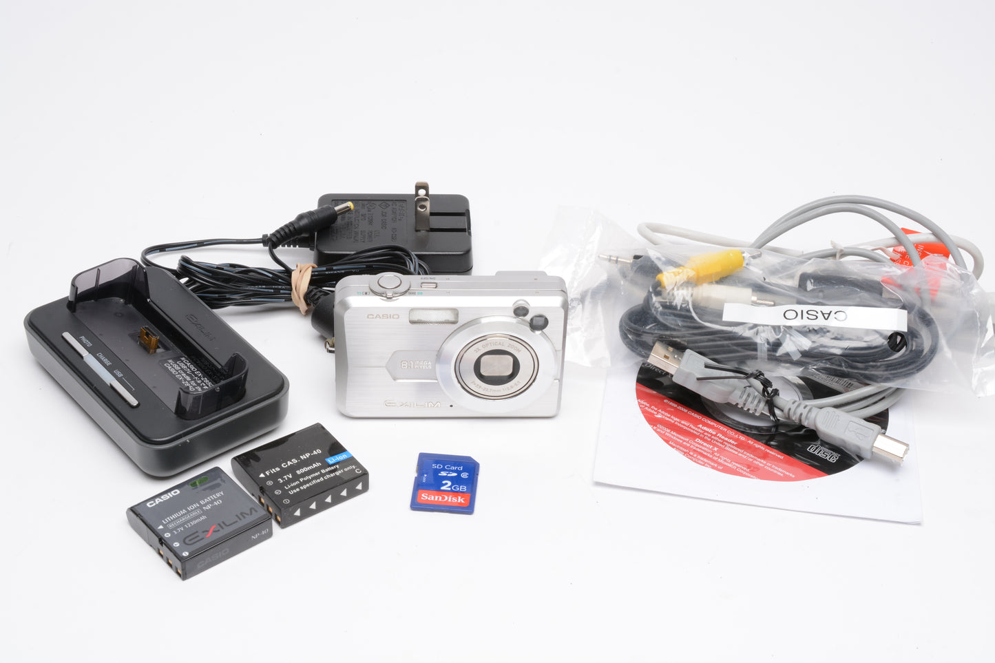Casio EX-Z850 8.1MP Difital Point&Shoot bundle, Cradle, 2Batts, SD, Great!