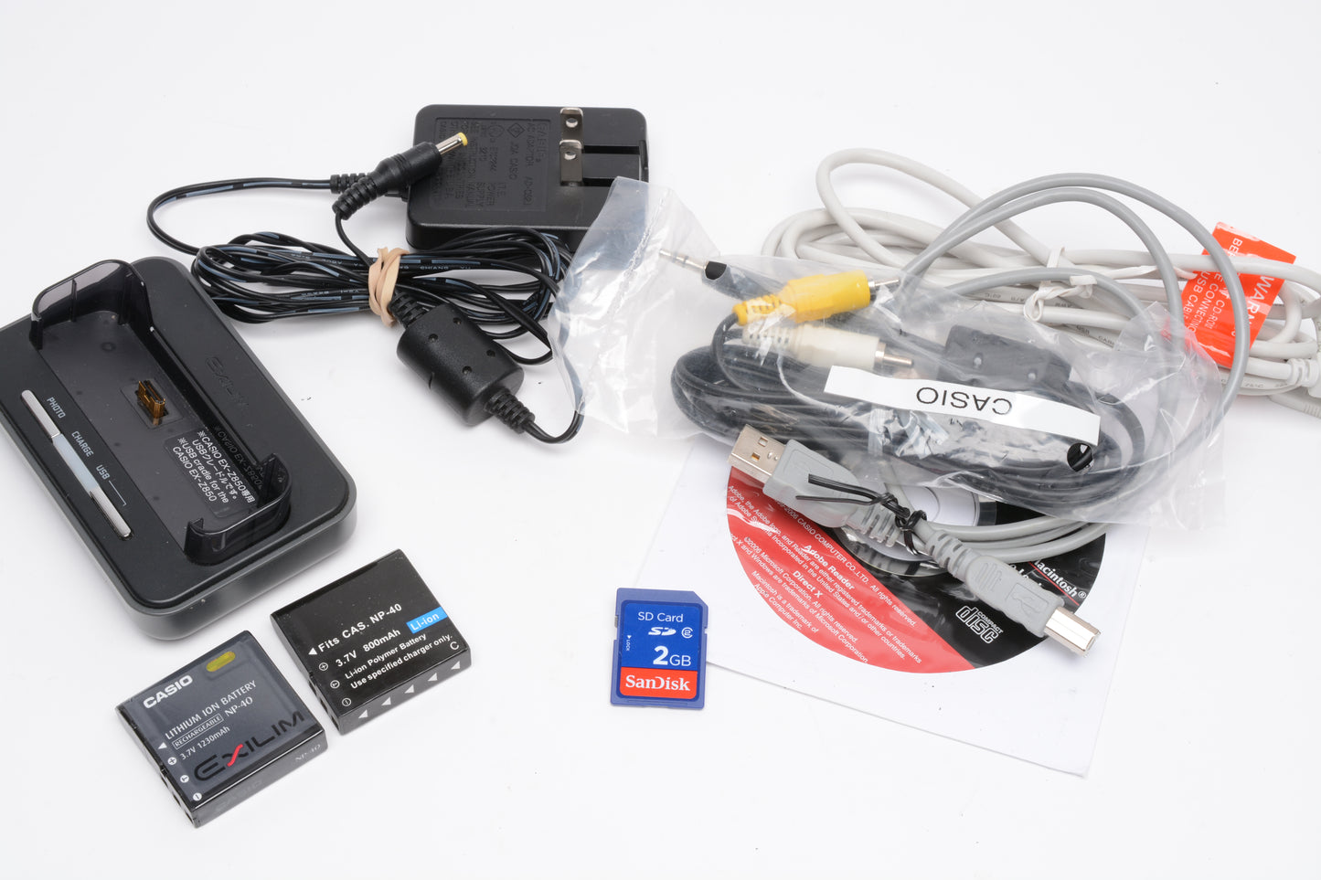 Casio EX-Z850 8.1MP Difital Point&Shoot bundle, Cradle, 2Batts, SD, Great!