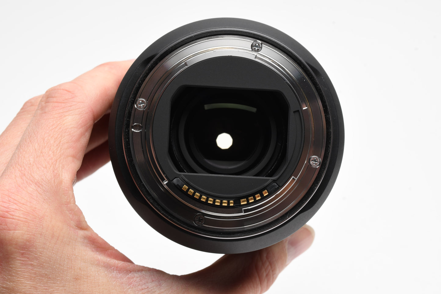 Canon RF 24-105mm f4L IS USM zoom lens, Mint-, USA
