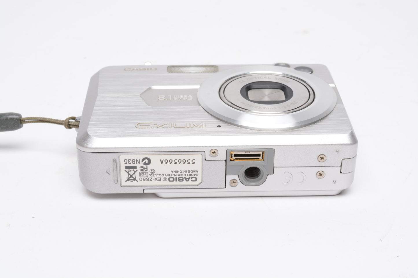 Casio EX-Z850 8.1MP Difital Point&Shoot bundle, Cradle, 2Batts, SD, Great!