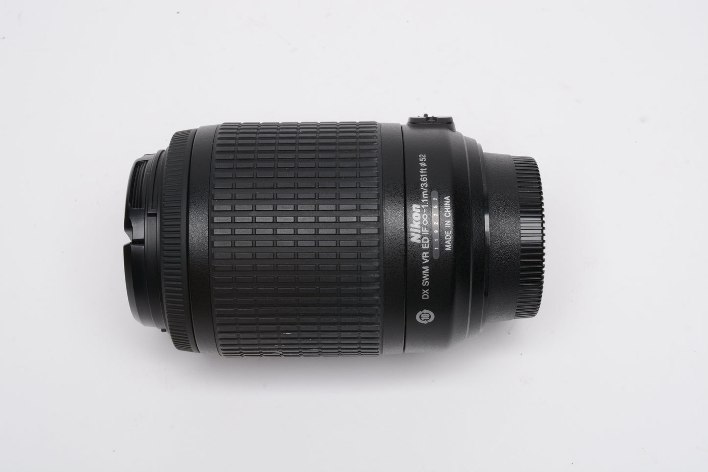 Nikon AF-S Nikkor 55-200mm F4-5.6G ED DX VR zoom lens, caps+Pouch