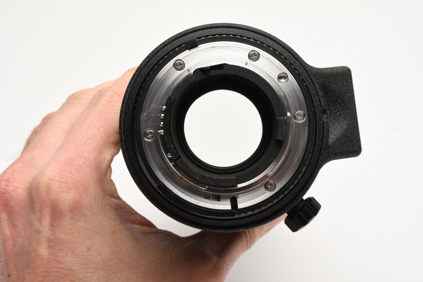 Nikon Nikkor AF 80-200mm f2.8 D ED w/Case, caps, and Hoya UV filter, Great!