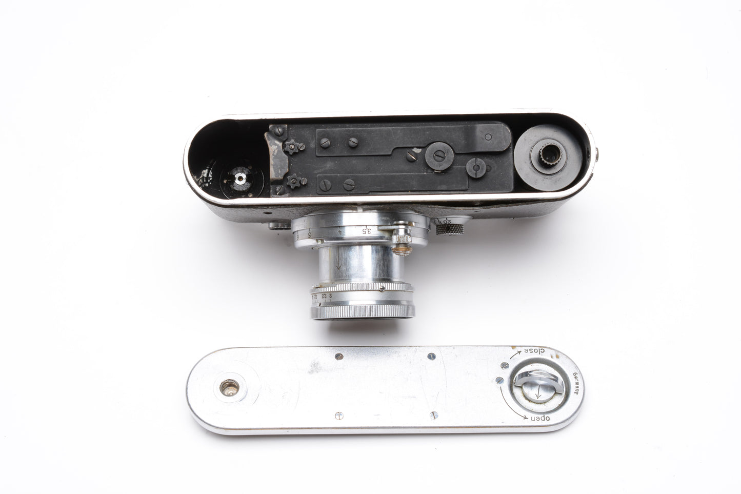 Leica III w/Summar 5cm f2, Good condition