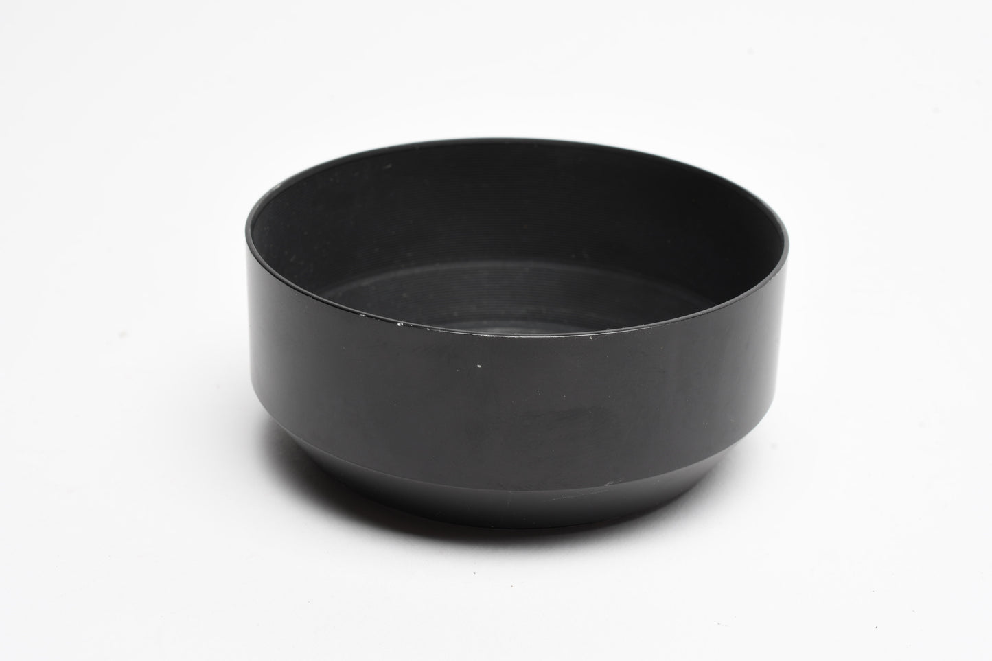 Nikon HN-24 Metal Lens Hood 62mm, Clean