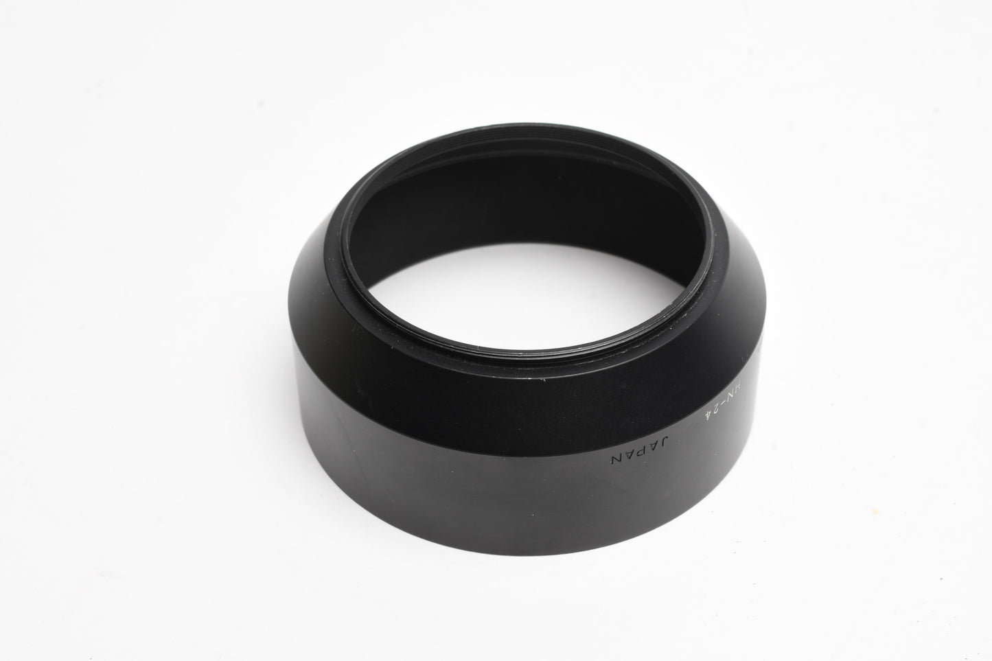 Nikon HN-24 Metal Lens Hood 62mm, Clean