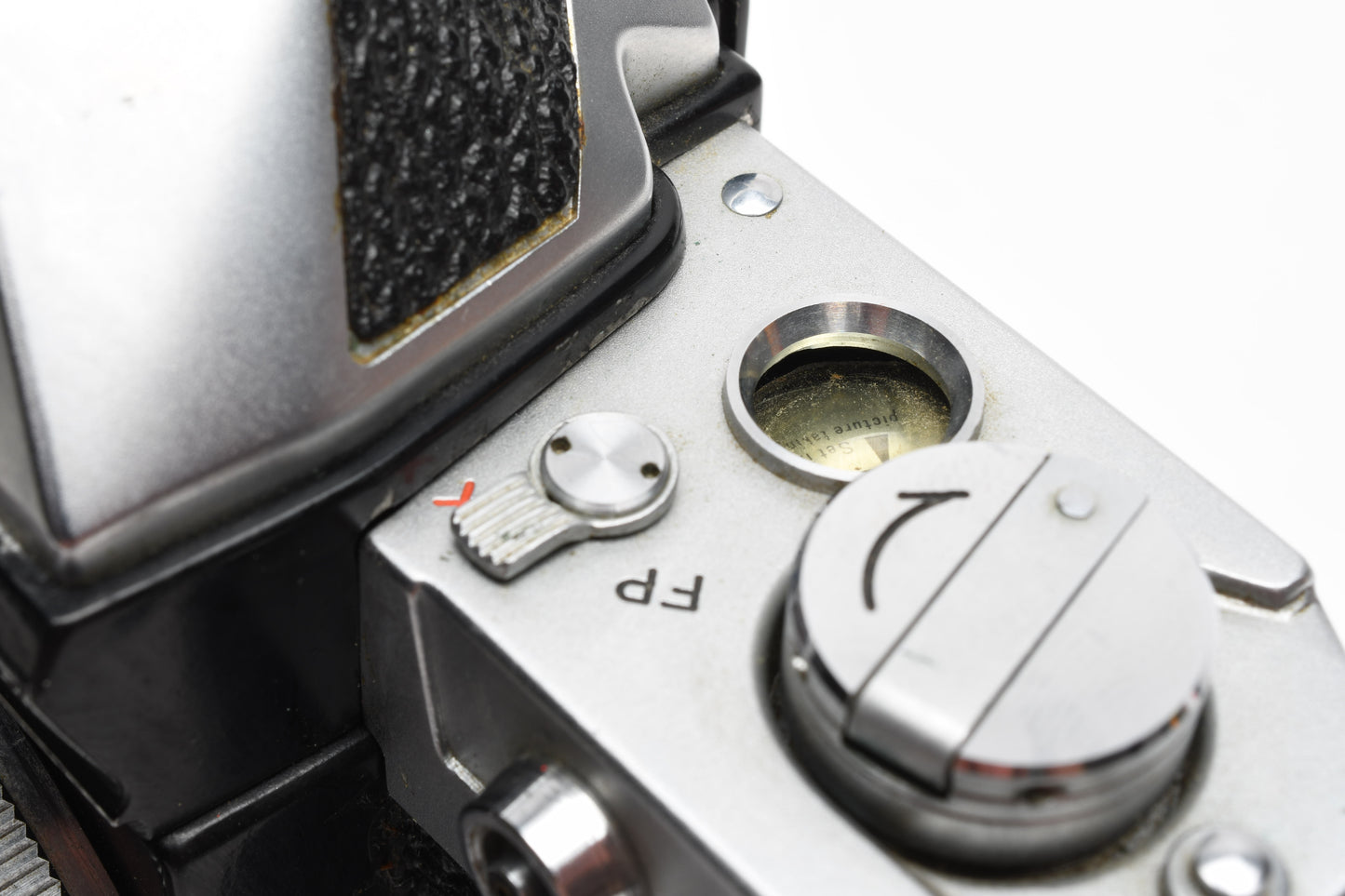 Petri Flex V 35mm SLR Film Camera w/55mm f2 Lens, 1/2 case, Tested