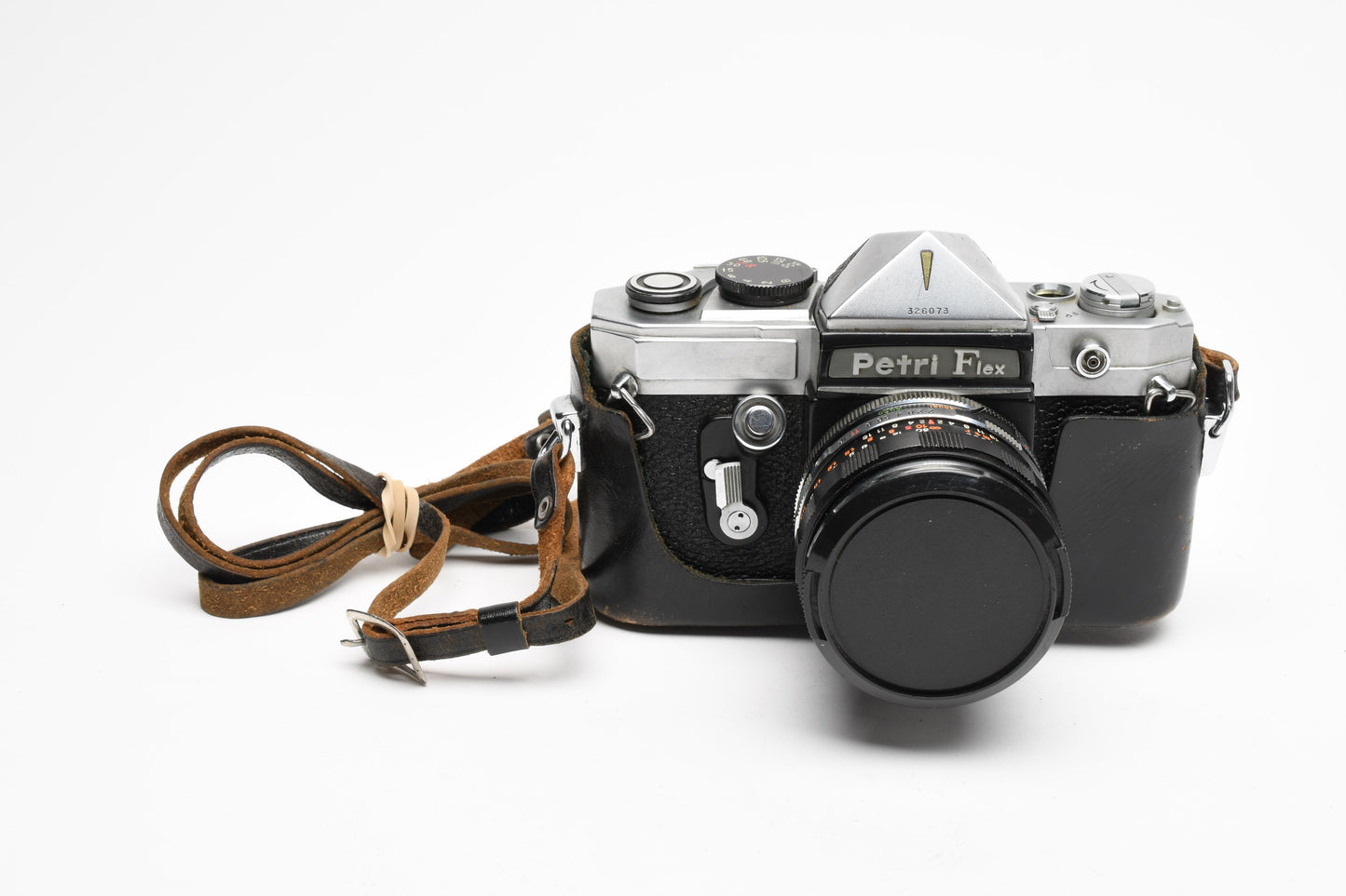 Petri Flex V 35mm SLR Film Camera w/55mm f2 Lens, 1/2 case, Tested