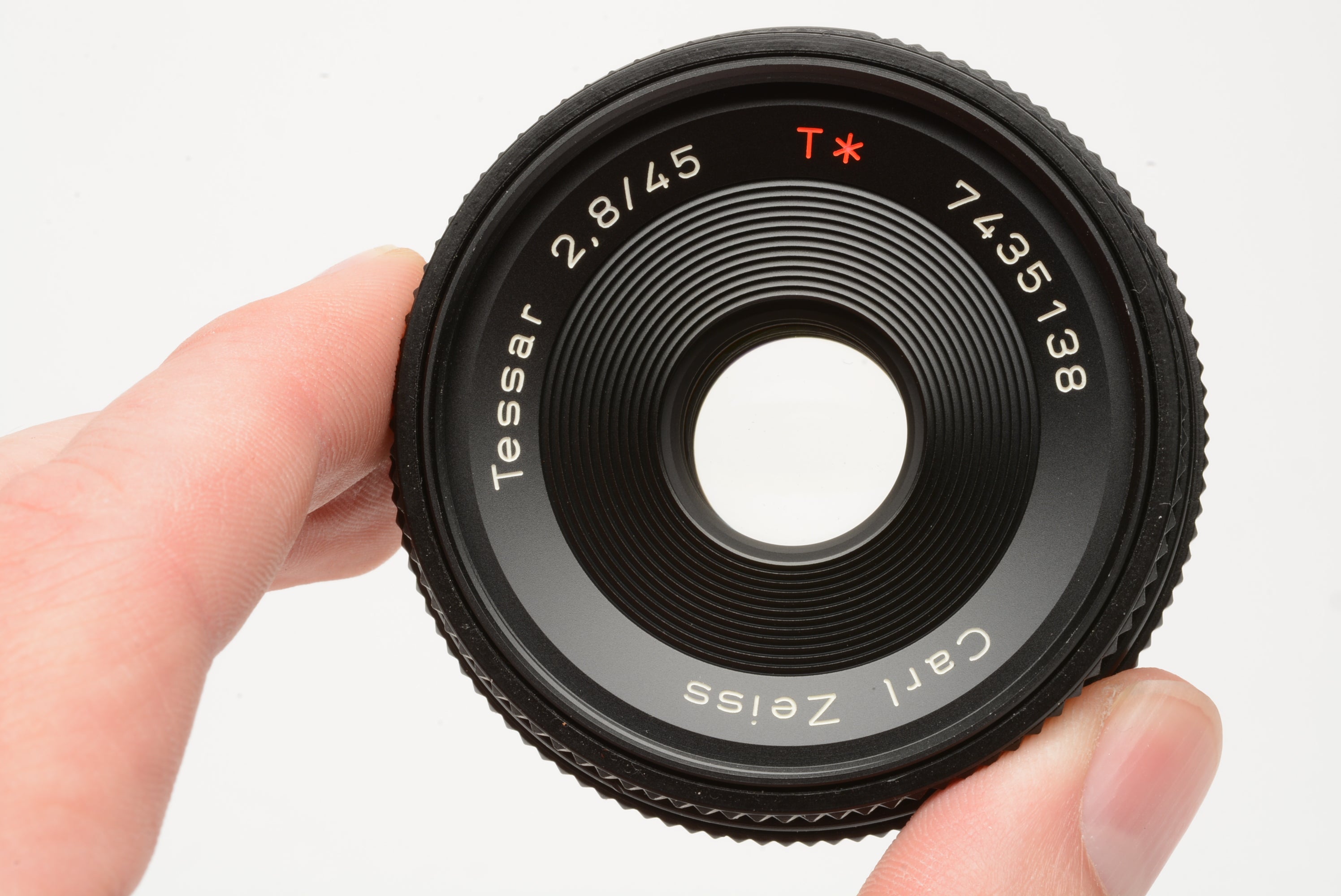 Carl Zeiss Contax Tessar T* 45mm f2.8 Pancake lens, caps, very clean and  sharp!