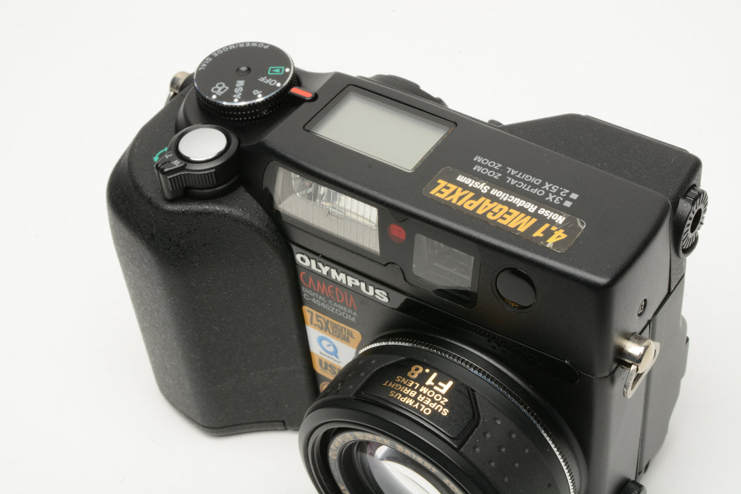 Olympus C4040zoom 4.1MP digital point&shoot w/Underwater housing, cards, Great!