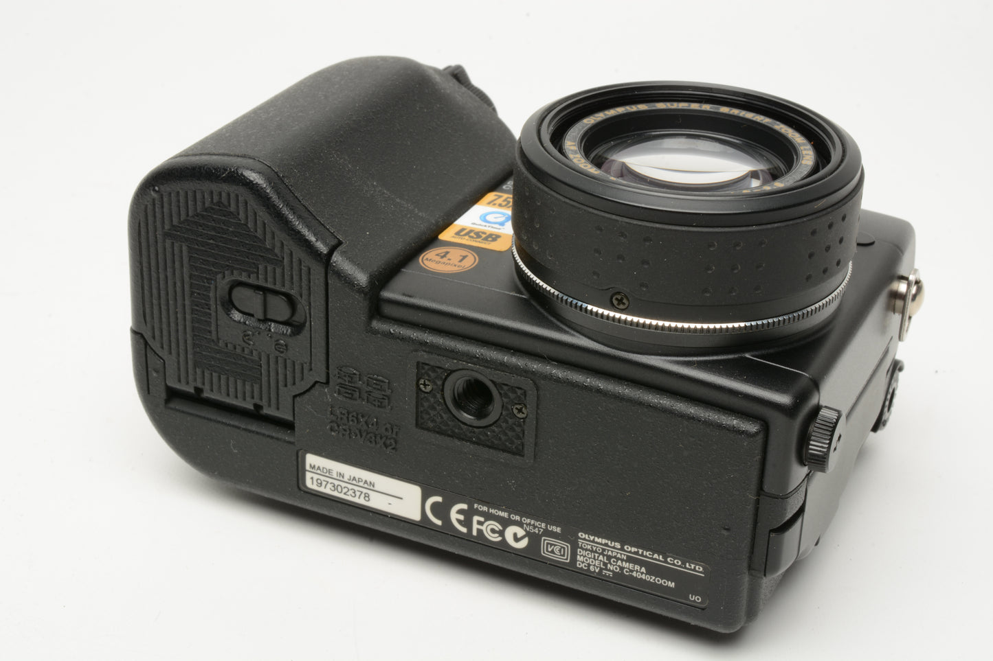 Olympus C4040zoom 4.1MP digital point&shoot w/Underwater housing, cards, Great!