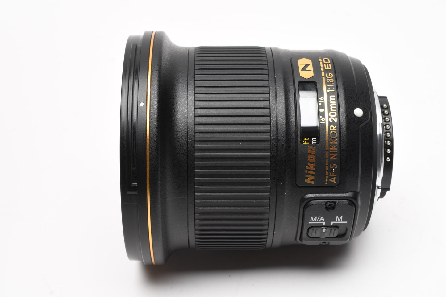 Nikon AFS 20mm f1.8G ED N wide lens, hood, pouch, Box, Mint