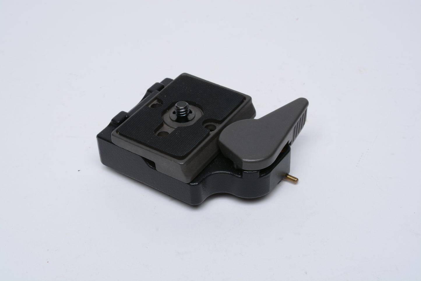 Manfrotto Quick Change Rectangular Plate Adapter #323 w/QR Plate