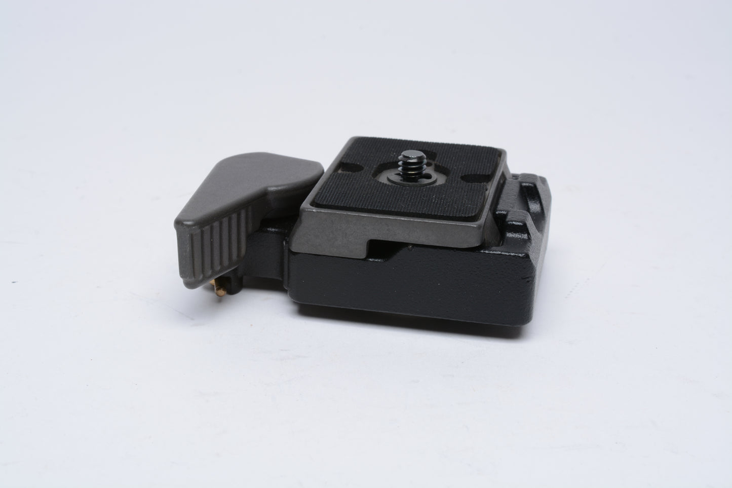 Manfrotto Quick Change Rectangular Plate Adapter #323 w/QR Plate