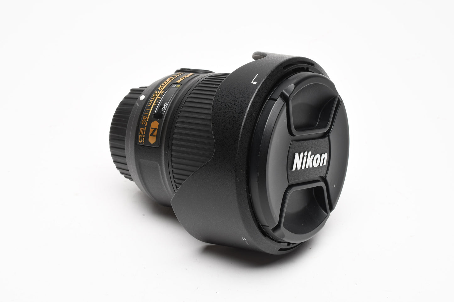 Nikon AFS 20mm f1.8G ED N wide lens, hood, pouch, Box, Mint