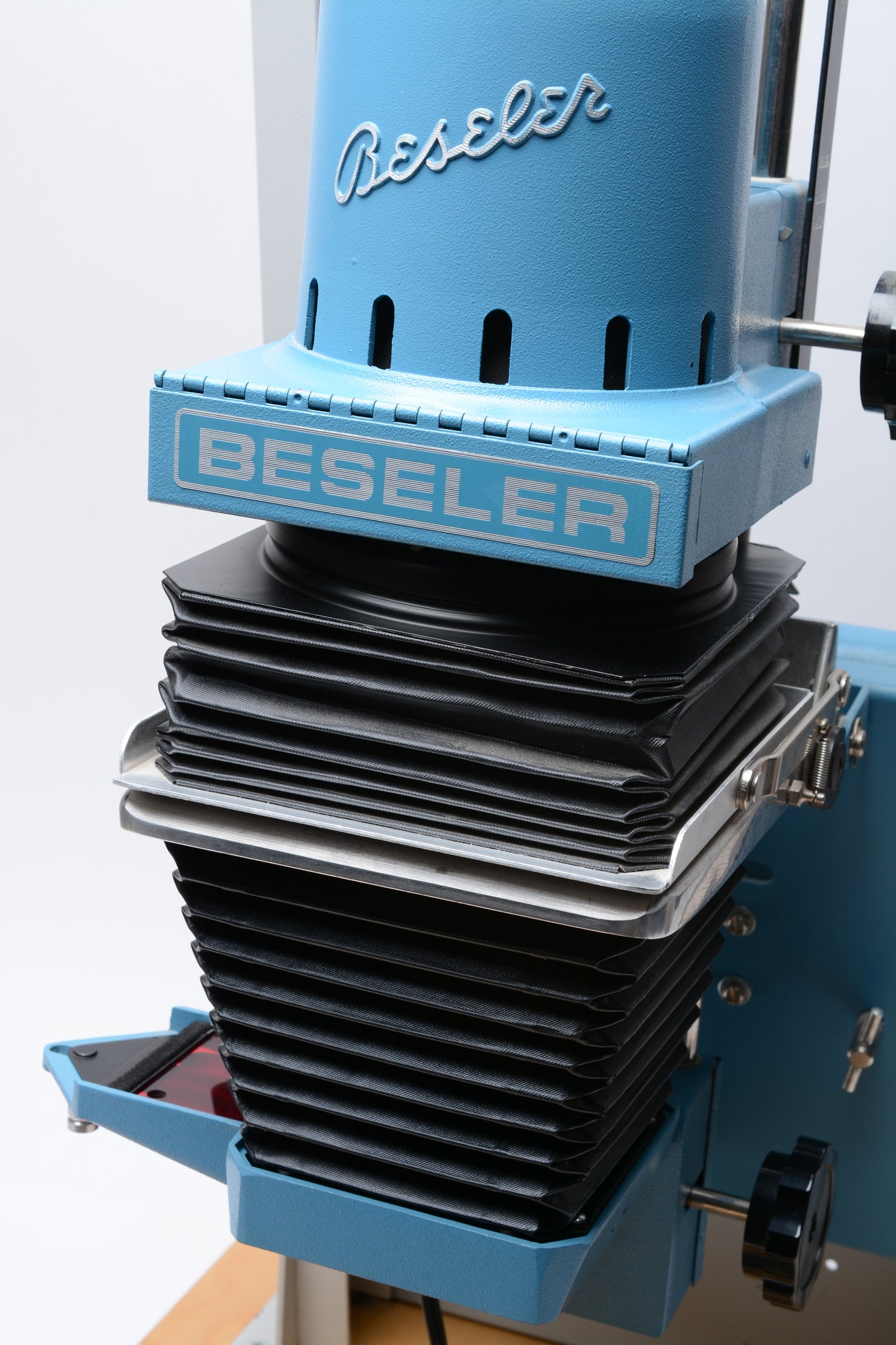 Beseler 23C II Darkroom enlarger w/Nikkor EL 50mm F2.8 & 35mm Neg carrier - Tested